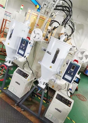 Asciugatrice ad aria calda a controllo microcomputer per granuli di plastica di varie dimensioni
