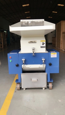 Macchina ad alta velocità OG-10FS Gray Color del Pulverizer del granulatore di difetti di plastica 7.5KW