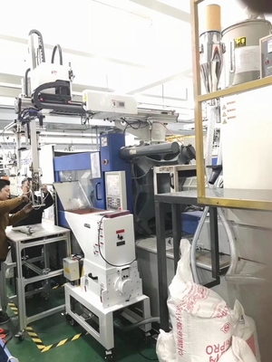 Smerigliatrice a bassa velocità Crusher Granulator Industrial di OG-3LS per i difetti di plastica delle materozze