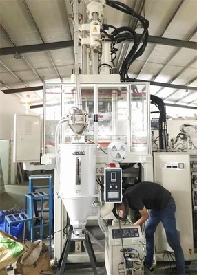 Essiccatore del saltatore con 3 chilowatt per l'essiccamento della pallina di plastica nel colore dell'iniezione su misura