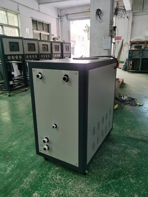 Refrigeratore industriale raffreddato ad acqua centrale di plastica OCM-10W per la refrigerazione della muffa