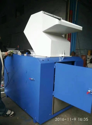 Velocità veloce SKD-11 OG-30FS della trinciatrice della macchina di plastica industriale centrale del granulatore