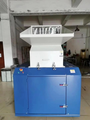Macchina di riciclaggio di plastica ad alta velocità SKD-11 del granulatore per il taglio di difetto