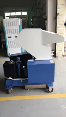 Macchina ad alta velocità OG-10FS Gray Color del Pulverizer del granulatore di difetti di plastica 7.5KW