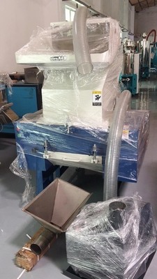 Macchina ad alta velocità centrale di plastica della trinciatrice del granulatore 50 kg/h - 500 kg/h di capacità