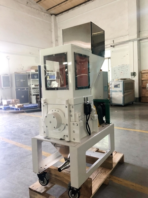 Smerigliatrice a bassa velocità Crusher Granulator Industrial di OG-3LS per i difetti di plastica delle materozze