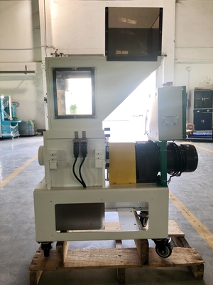 Difetti di plastica a bassa velocità industriali delle materozze di Granulator For Plastic della smerigliatrice del frantoio