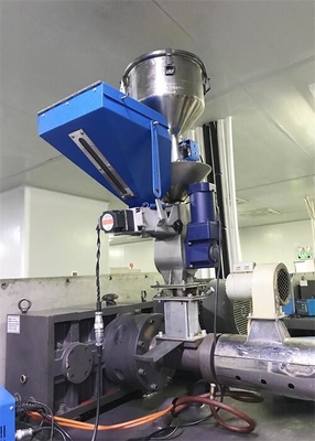 Dosatore volumetrico dell'impastatrice di Masterbatch dell'additivo di plastica pneumatico di colore
