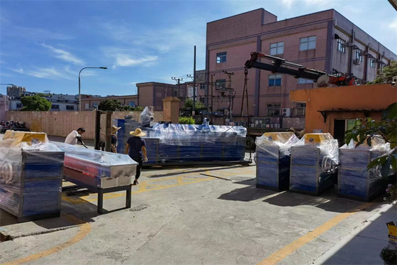 Pp bianchi che imballano la linea di produzione di plastica della cinghia estrusione che fa macchina