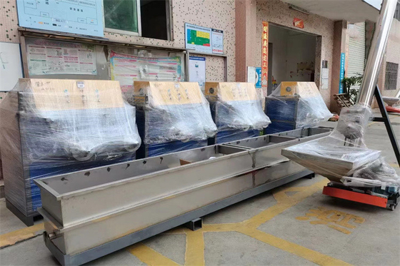 Pp bianchi che imballano la linea di produzione di plastica della cinghia estrusione che fa macchina