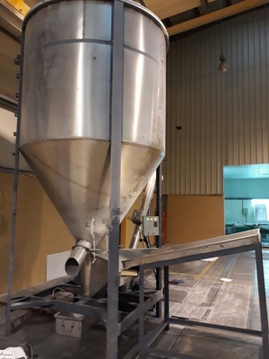 Trasportatore automatico di plastica d'acciaio dell'alimentatore di vite del caricatore di SUS per i fiocchi dei granelli