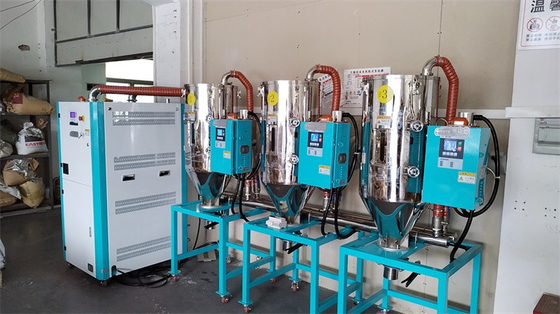 Asciugatrice di dessicante per materiali a scarico personalizzata per l'essiccazione della plastica 4000 L/min
